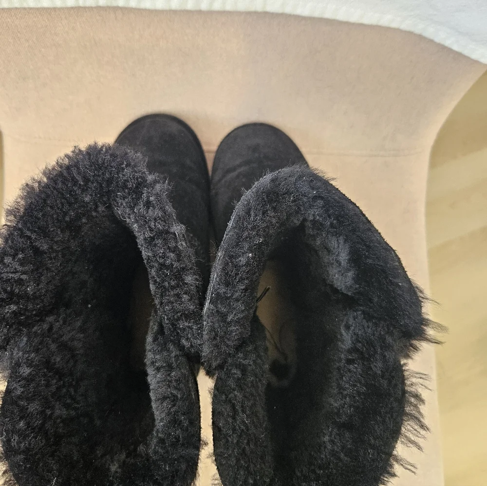 BearPaw Women's Black Winter Boots - Picture 4 of 4
